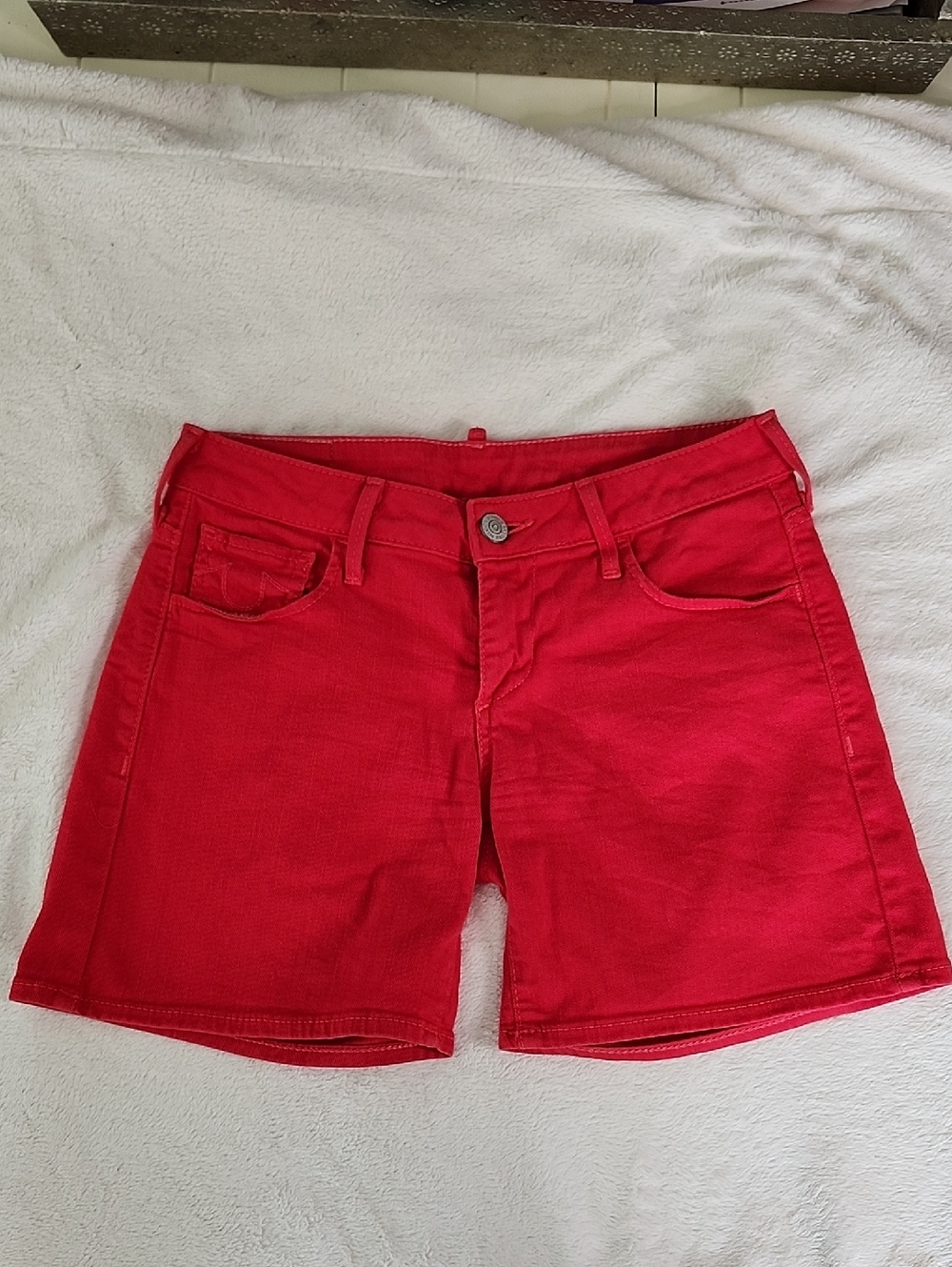 True Religion Low Rise 5 Pocket Denim Shorts In Red Size 27